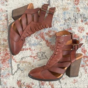 Free People Hayes strap booties size 37